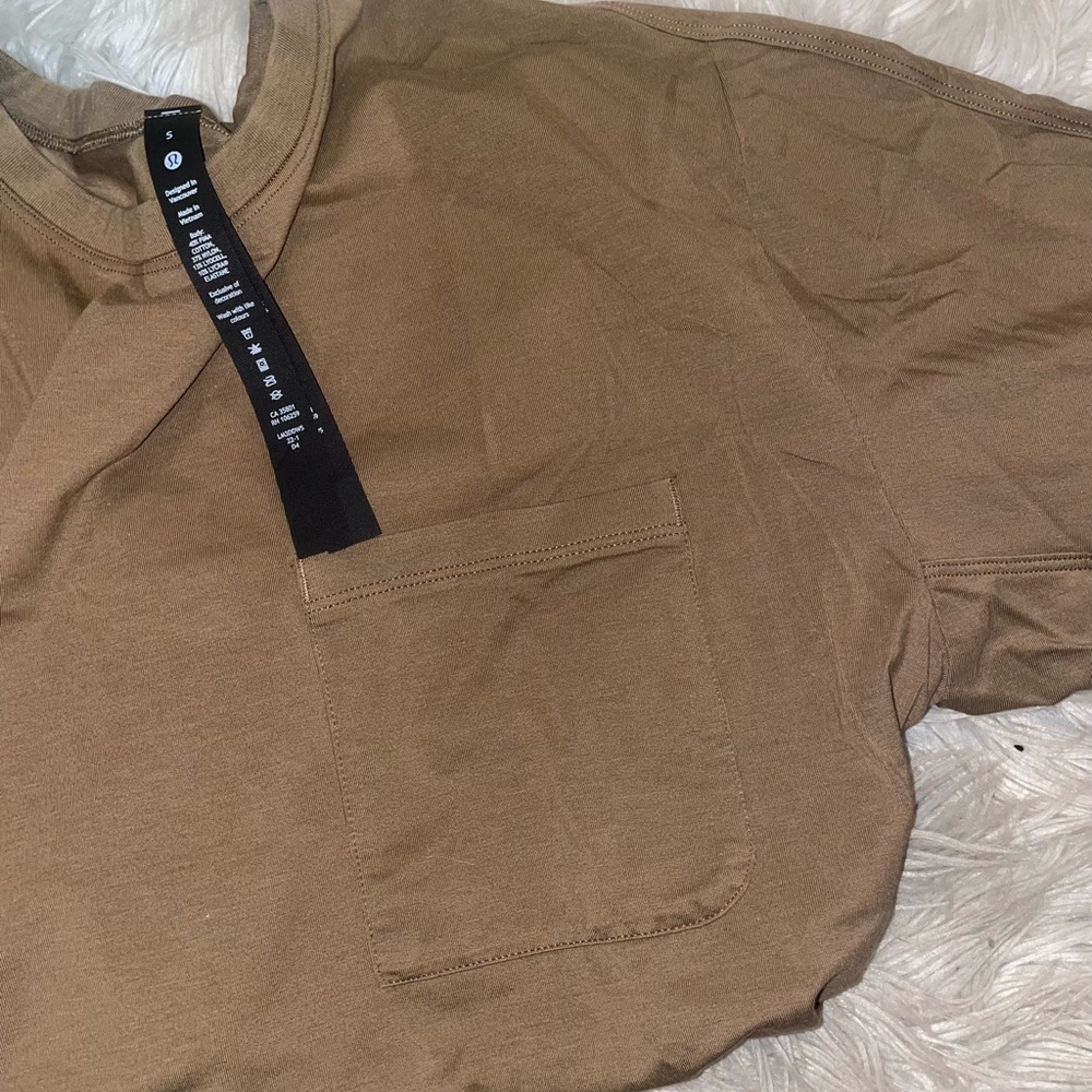 lululemon athletica Tan Short Sleeve Tee - Picture 3 of 4